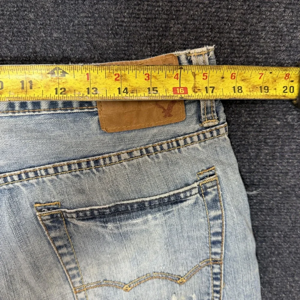 Y2K American Eagle Jeans Mens 33x30 Light Wash Denim Relaxed Straight Distressed